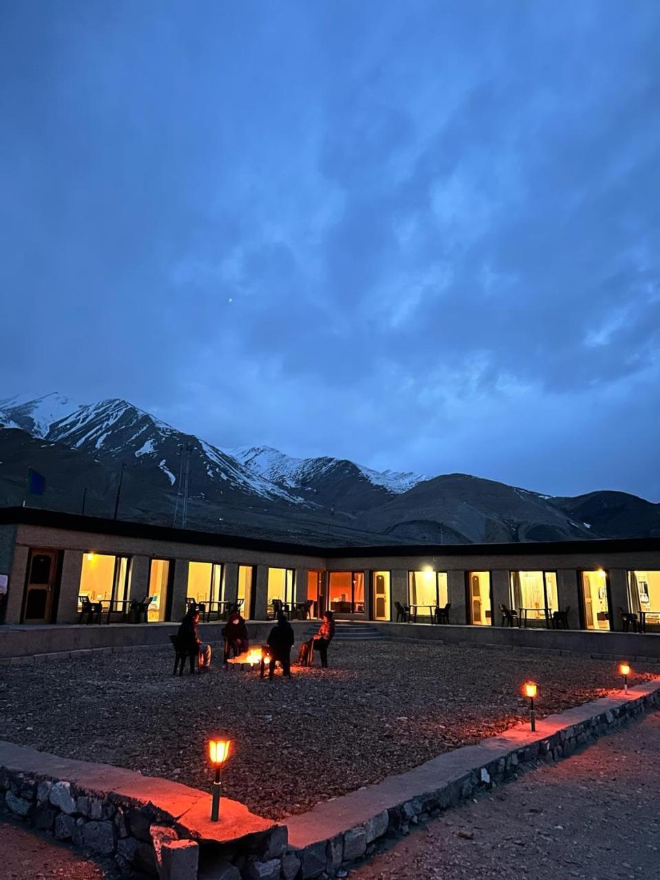 Готель Mystic Pangong Spangmik Екстер'єр фото