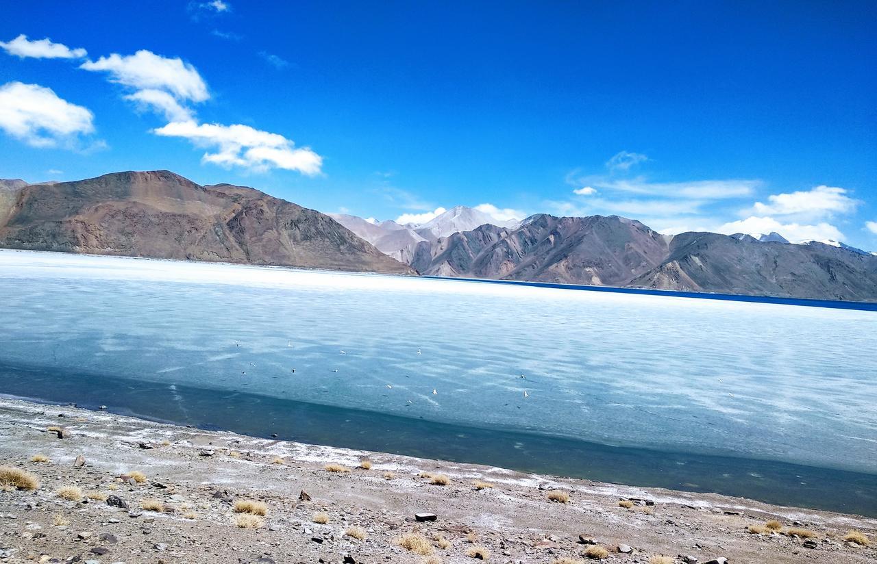 Готель Mystic Pangong Spangmik Екстер'єр фото